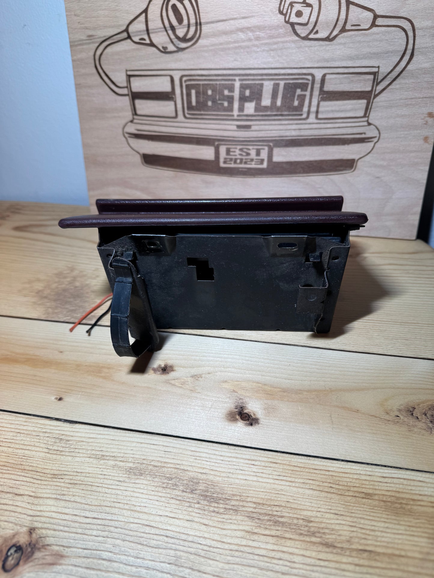 88-94 OBS RED Front Dash Ash Tray Assembly